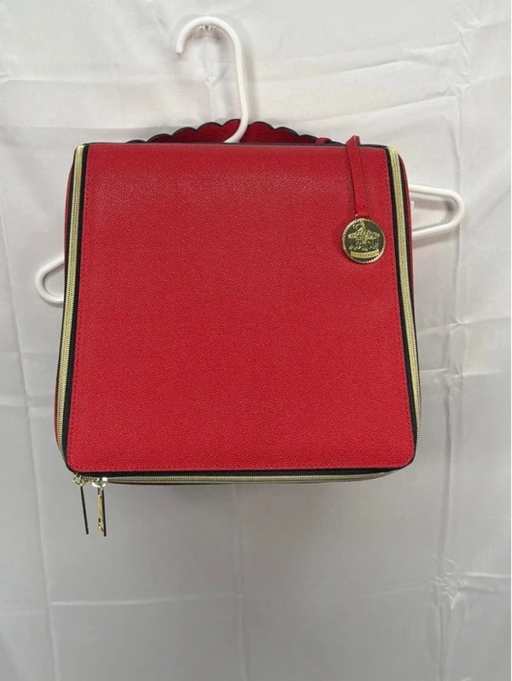 Estée Lauder make up bag